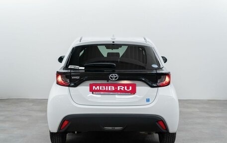 Toyota Yaris, 2020 год, 1 120 000 рублей, 5 фотография