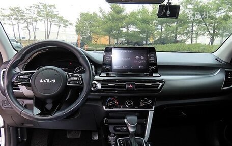 KIA Seltos I, 2023 год, 1 800 000 рублей, 7 фотография