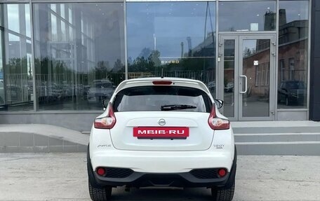 Nissan Juke II, 2016 год, 1 400 000 рублей, 9 фотография