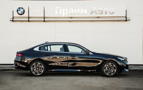 BMW 5 серия, 2025 год, 8 690 000 рублей, 6 фотография