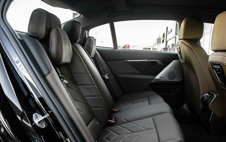 BMW 5 серия, 2025 год, 8 690 000 рублей, 14 фотография