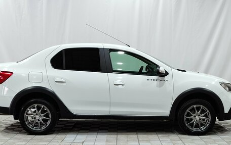 Renault Logan II, 2022 год, 1 170 000 рублей, 4 фотография