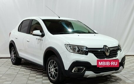 Renault Logan II, 2022 год, 1 170 000 рублей, 3 фотография
