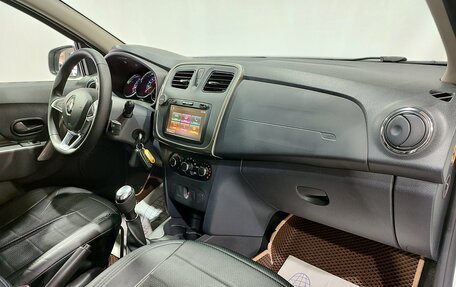 Renault Logan II, 2022 год, 1 170 000 рублей, 13 фотография