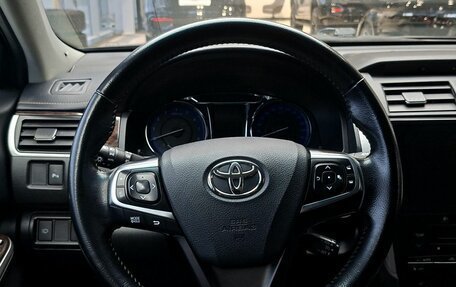 Toyota Camry, 2017 год, 2 190 000 рублей, 21 фотография