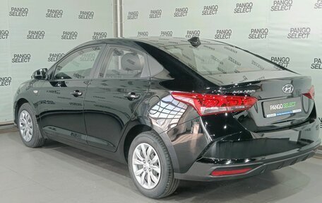 Hyundai Solaris II рестайлинг, 2021 год, 1 590 000 рублей, 3 фотография