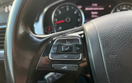 Volkswagen Touareg III, 2010 год, 1 749 000 рублей, 13 фотография