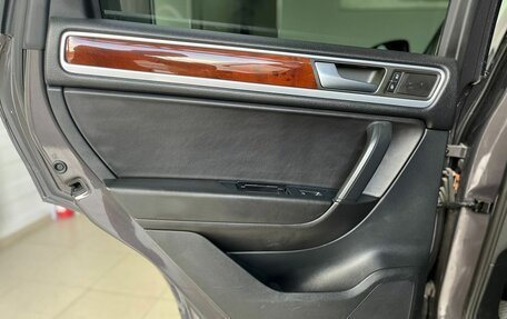 Volkswagen Touareg III, 2010 год, 1 749 000 рублей, 29 фотография