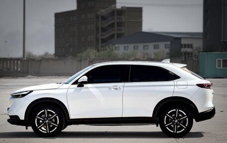 Honda Vezel, 2023 год, 1 656 000 рублей, 2 фотография