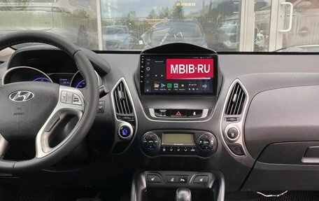 Hyundai ix35 I рестайлинг, 2012 год, 1 400 000 рублей, 19 фотография
