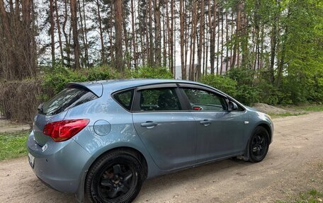 Opel Astra J, 2010 год, 480 000 рублей, 4 фотография