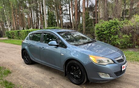 Opel Astra J, 2010 год, 480 000 рублей, 3 фотография