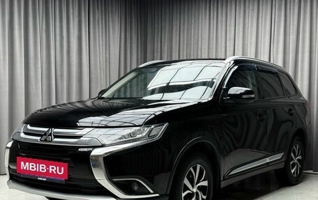Mitsubishi Outlander III рестайлинг 3, 2018 год, 2 299 000 рублей, 3 фотография