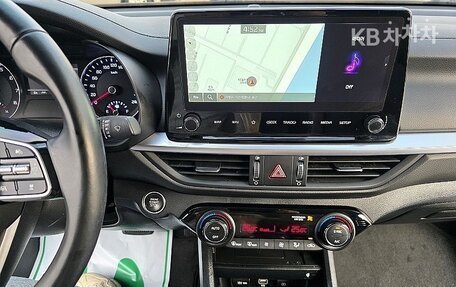 KIA K3, 2023 год, 1 700 000 рублей, 11 фотография