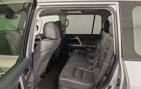 Toyota Land Cruiser 200, 2008 год, 2 799 000 рублей, 12 фотография