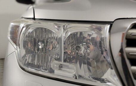 Toyota Land Cruiser 200, 2008 год, 2 799 000 рублей, 17 фотография