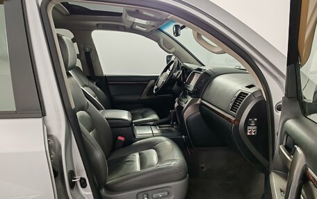 Toyota Land Cruiser 200, 2008 год, 2 799 000 рублей, 20 фотография
