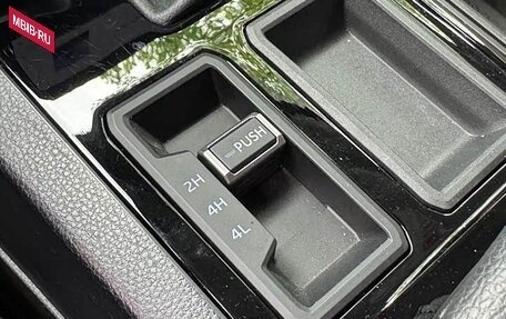 Toyota Tundra, 2025 год, 7 100 007 рублей, 16 фотография