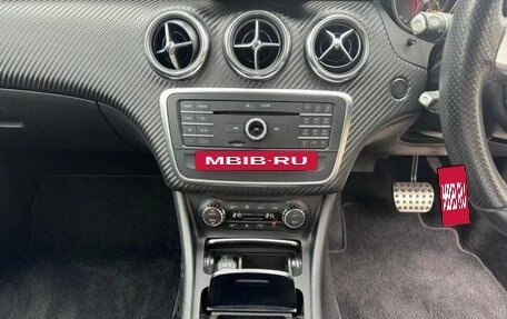 Mercedes-Benz A-Класс, 2017 год, 1 330 007 рублей, 24 фотография
