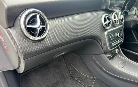 Mercedes-Benz A-Класс, 2017 год, 1 330 007 рублей, 32 фотография