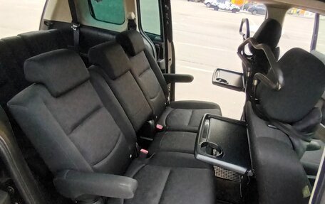 Mazda 5 I рестайлинг, 2008 год, 800 000 рублей, 10 фотография