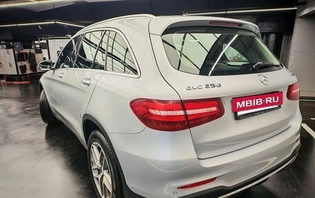 Mercedes-Benz GLC, 2016 год, 3 200 000 рублей, 7 фотография
