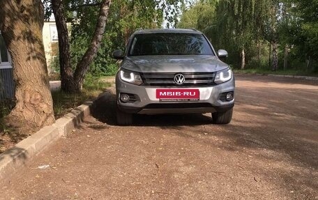 Volkswagen Tiguan I, 2011 год, 1 550 000 рублей, 2 фотография