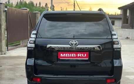 Toyota Land Cruiser Prado 150 рестайлинг 2, 2021 год, 7 100 000 рублей, 4 фотография