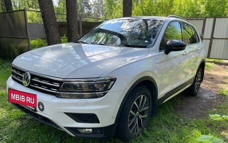 Volkswagen Tiguan II, 2019 год, 2 600 000 рублей, 6 фотография