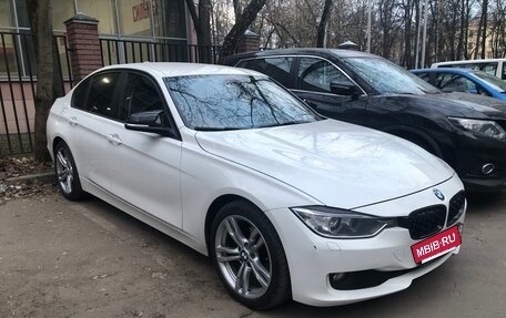 BMW 3 серия, 2015 год, 1 799 000 рублей, 11 фотография