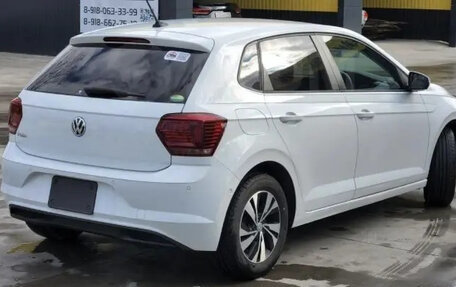 Volkswagen Polo VI (EU Market), 2018 год, 1 100 000 рублей, 6 фотография