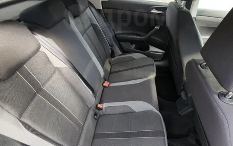 Volkswagen Polo VI (EU Market), 2018 год, 1 100 000 рублей, 13 фотография