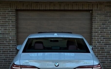 BMW 5 серия, 2024 год, 5 900 000 рублей, 6 фотография