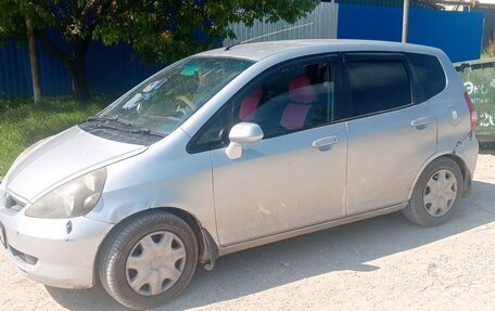 Honda Fit III, 2001 год, 350 000 рублей, 2 фотография