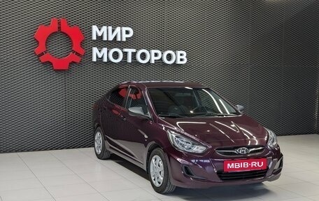 Hyundai Solaris II рестайлинг, 2013 год, 899 000 рублей, 3 фотография