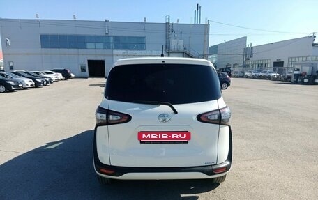 Toyota Sienta II, 2017 год, 1 335 000 рублей, 4 фотография