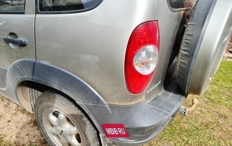 Chevrolet Niva I рестайлинг, 2010 год, 370 000 рублей, 4 фотография