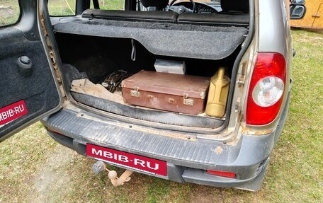 Chevrolet Niva I рестайлинг, 2010 год, 370 000 рублей, 10 фотография