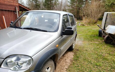 Chevrolet Niva I рестайлинг, 2010 год, 370 000 рублей, 19 фотография