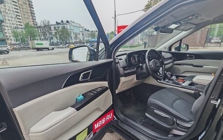KIA Carnival, 2021 год, 3 500 000 рублей, 8 фотография