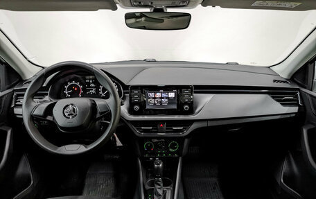 Skoda Rapid II, 2021 год, 1 070 000 рублей, 14 фотография