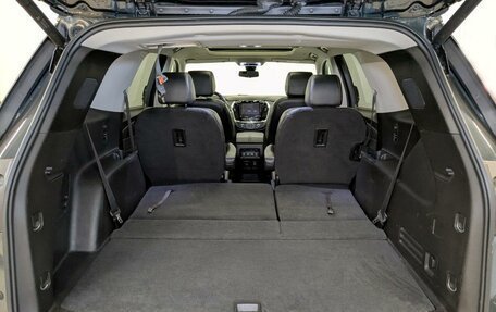 Chevrolet Traverse II, 2018 год, 2 965 000 рублей, 10 фотография