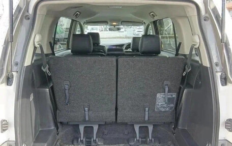 Toyota ISis I, 2014 год, 890 007 рублей, 18 фотография