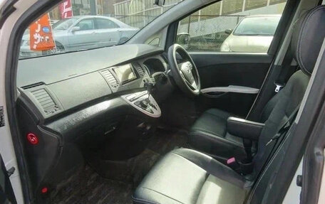 Toyota ISis I, 2014 год, 890 007 рублей, 22 фотография