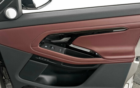 Land Rover Range Rover Evoque II, 2024 год, 5 500 000 рублей, 23 фотография