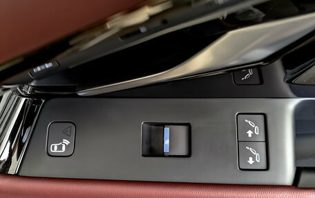 Land Rover Range Rover Evoque II, 2024 год, 5 500 000 рублей, 30 фотография