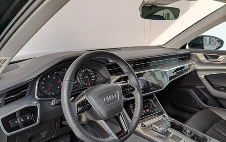 Audi A6, 2021 год, 4 400 000 рублей, 15 фотография