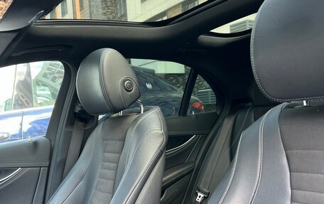 Mercedes-Benz E-Класс, 2016 год, 2 700 000 рублей, 4 фотография