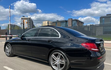 Mercedes-Benz E-Класс, 2016 год, 2 700 000 рублей, 5 фотография