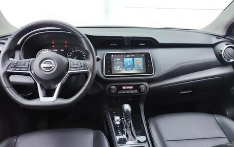 Nissan Kicks I, 2023 год, 1 300 000 рублей, 3 фотография